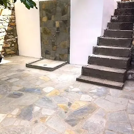 בית נופש House Akrothea Kallirákhi